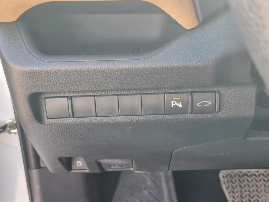 تويوتا راف فور XLE HEV 2024 