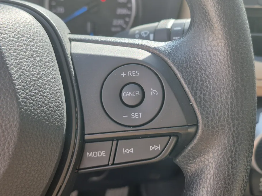 تويوتا راف فور XLE HEV 2024 