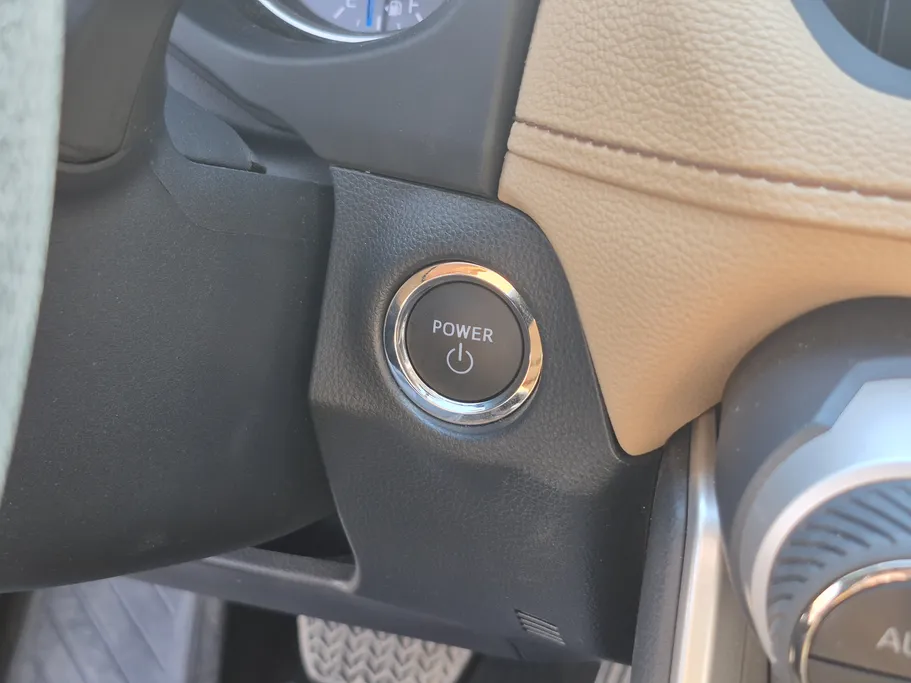 تويوتا راف فور XLE HEV 2024 