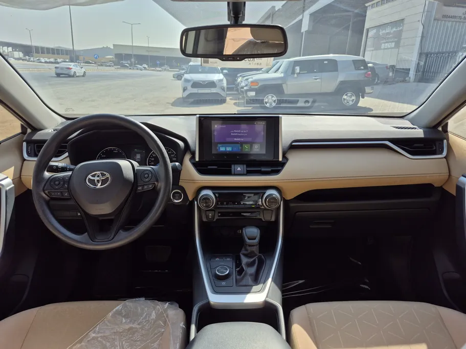 تويوتا راف فور XLE HEV 2024 