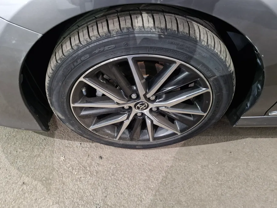 2021 Toyota Camry  GLE 