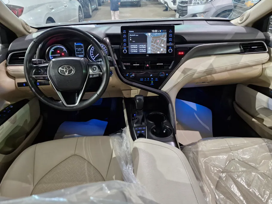 2021 Toyota Camry  GLE 