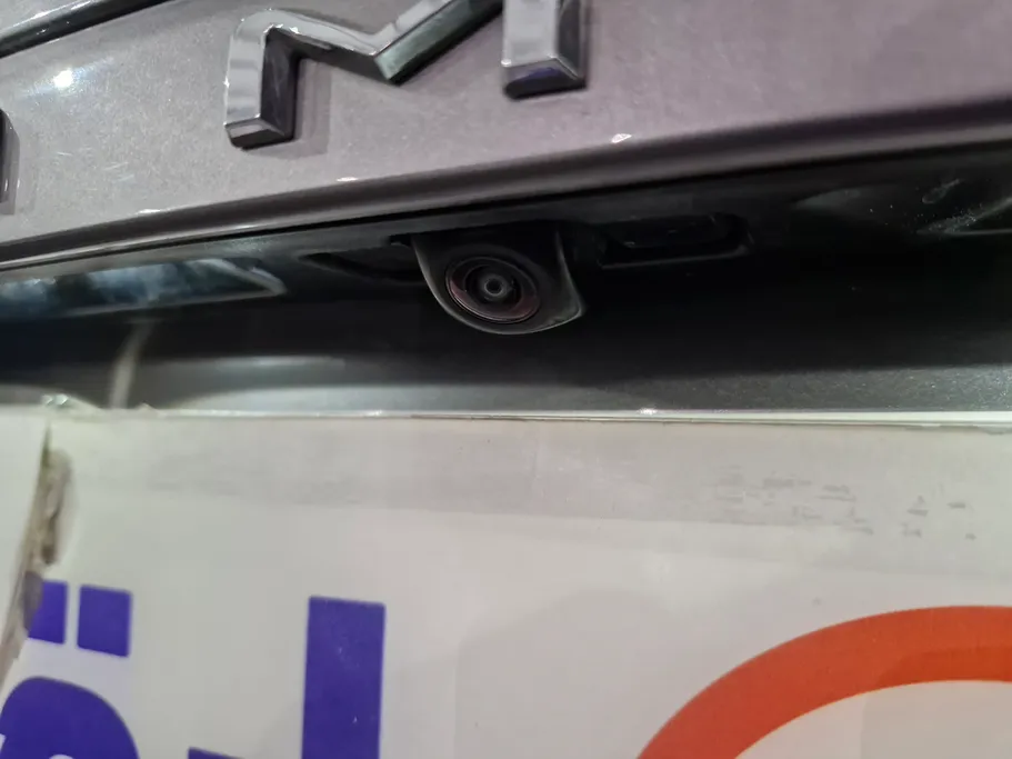 2021 Toyota Camry  GLE 