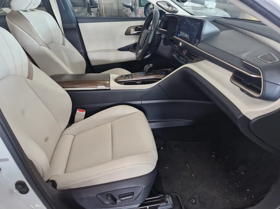 2023 Toyota Crown Premium 