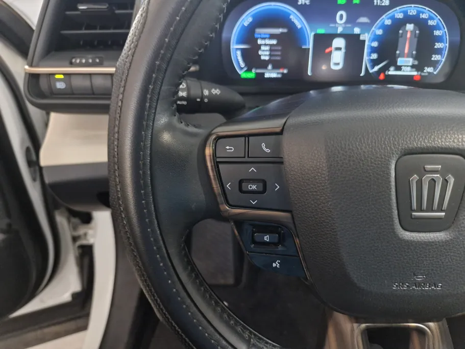 2023 Toyota Crown Premium 