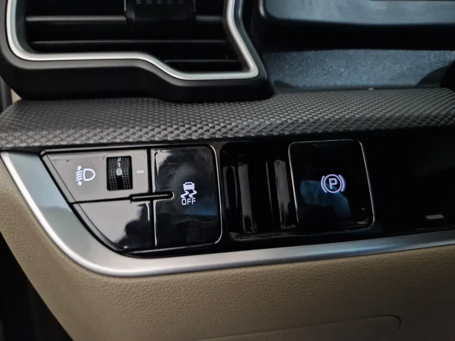 2024 Kia Sportage GLS 