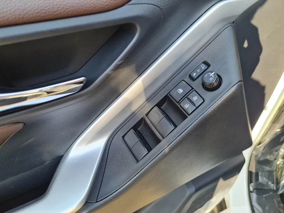 2026 Toyota Innova GL HEV 