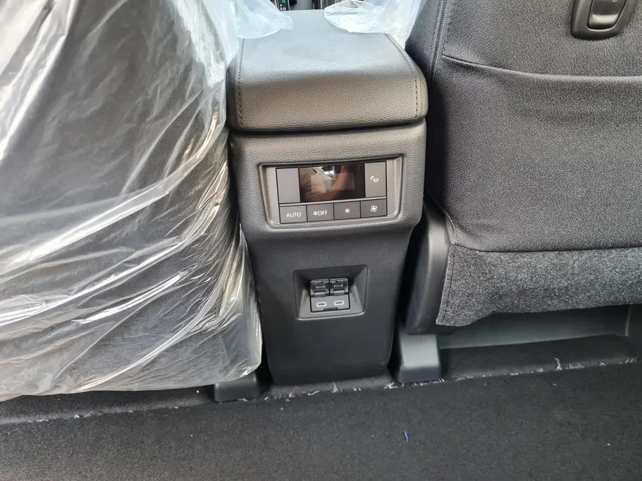 2026 Toyota Innova GL HEV 