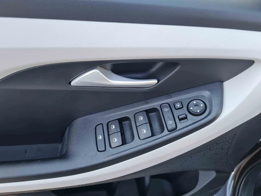 2025 Hyundai Creta Smart 