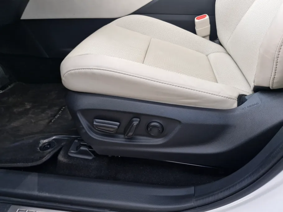 2023 Toyota Crown Majesta 