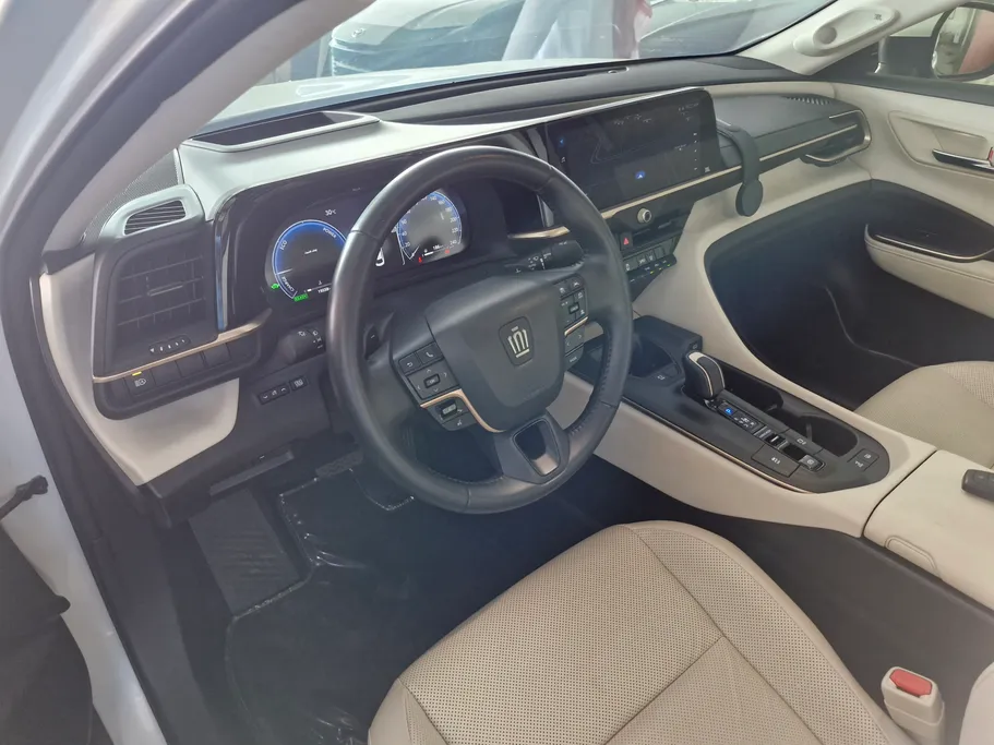 2023 Toyota Crown Majesta 