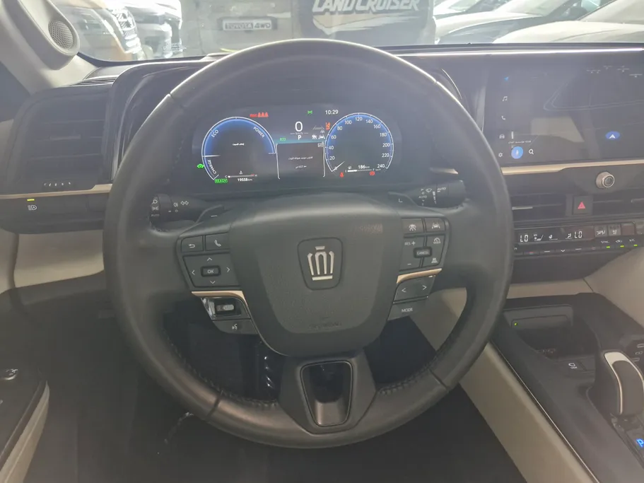 2023 Toyota Crown Majesta 