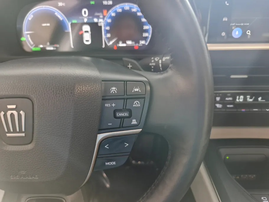 2023 Toyota Crown Majesta 