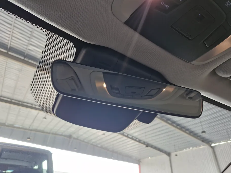 2023 Toyota Crown Majesta 