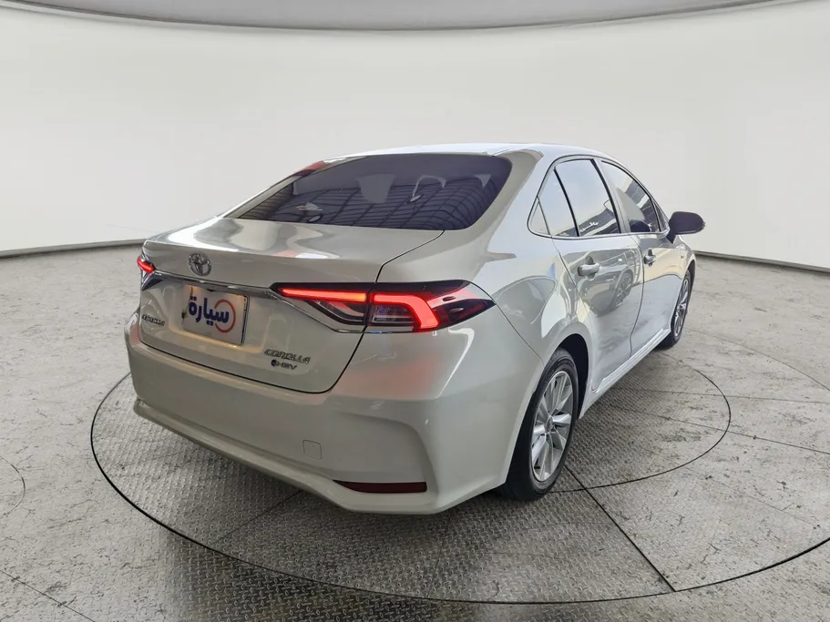 تويوتا كورولا GLI HEV Moonroof 2024 