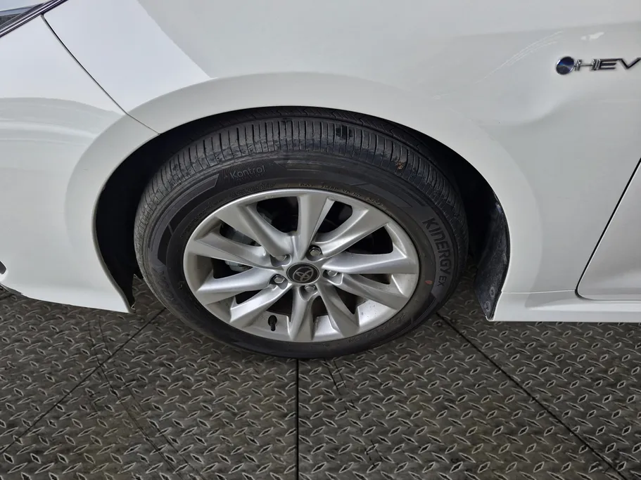 تويوتا كورولا GLI HEV Moonroof 2024 