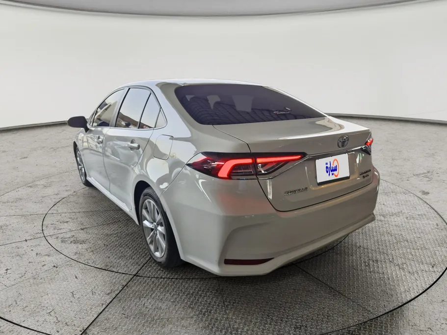 تويوتا كورولا GLI HEV Moonroof 2024 