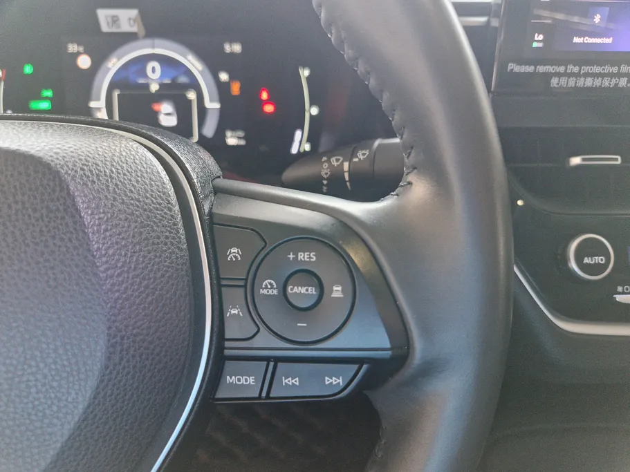 تويوتا كورولا GLI HEV Moonroof 2024 