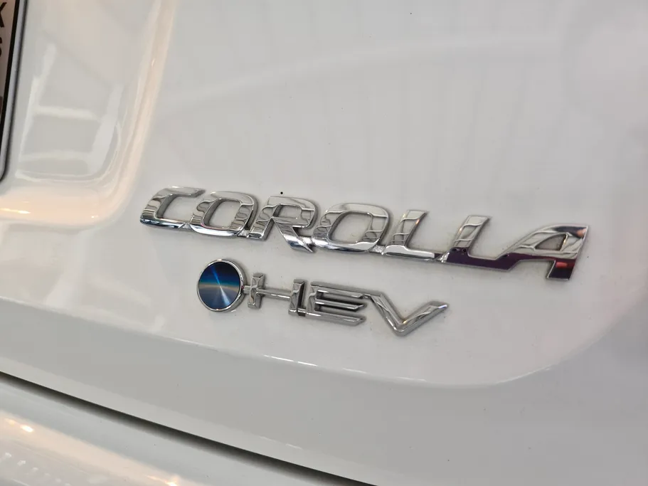 تويوتا كورولا GLI HEV Moonroof 2024 