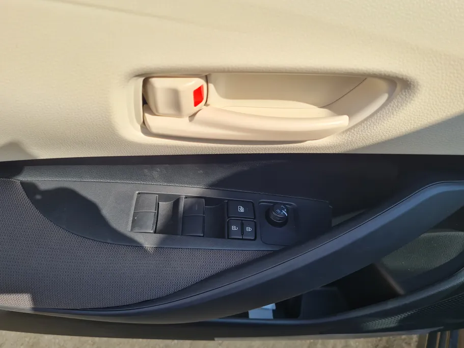 تويوتا كورولا XLI Executive Moonroof 2026 