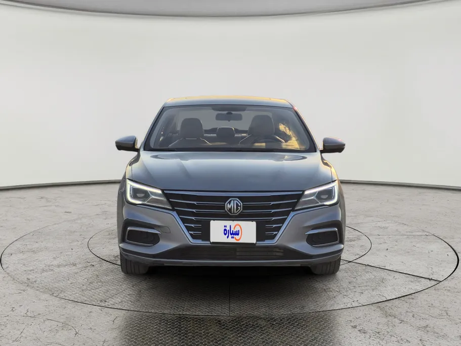 ام جي 5 LUX 2023 