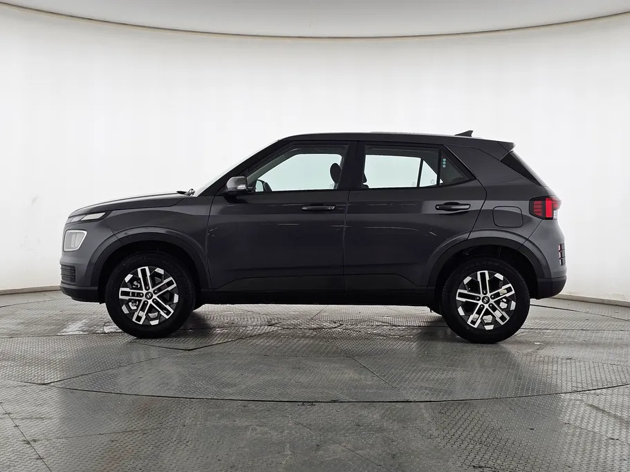 2024 Hyundai Venue Smart 