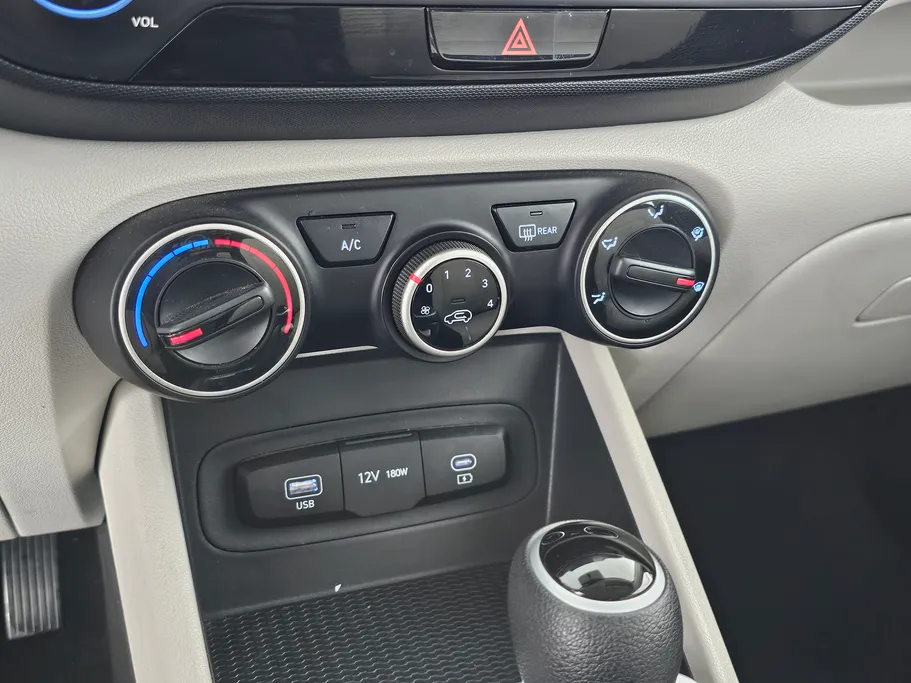 2024 Hyundai Venue Smart 