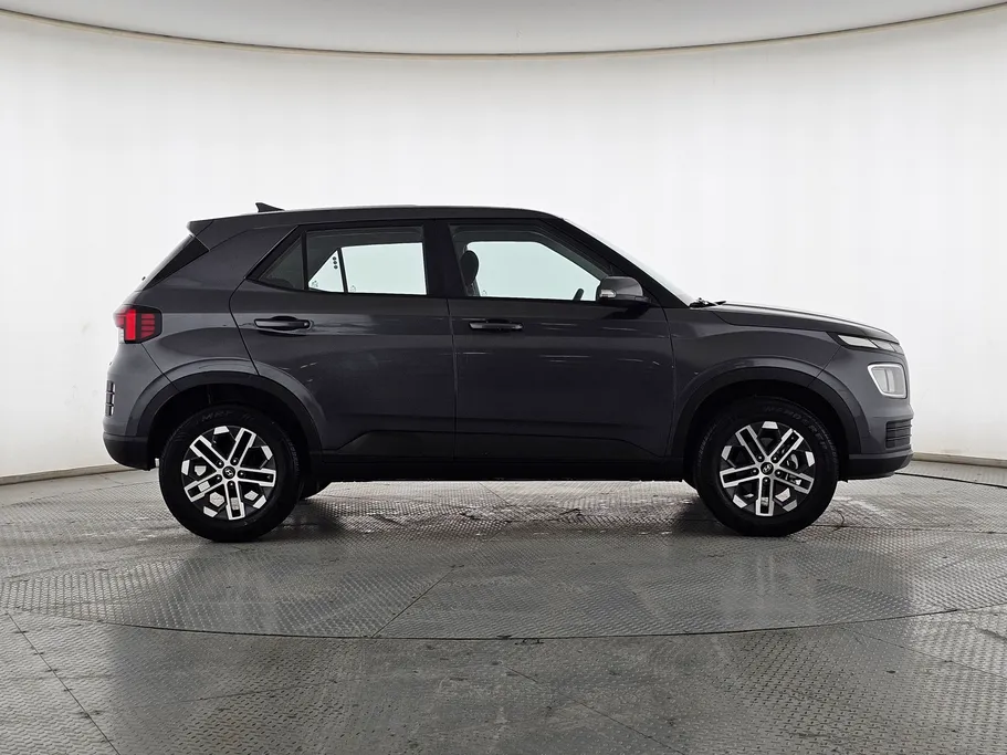 2024 Hyundai Venue Smart 