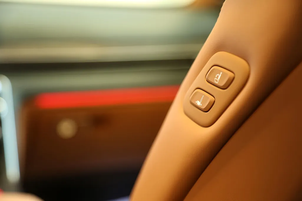 2026 Genesis GV80 Royal 