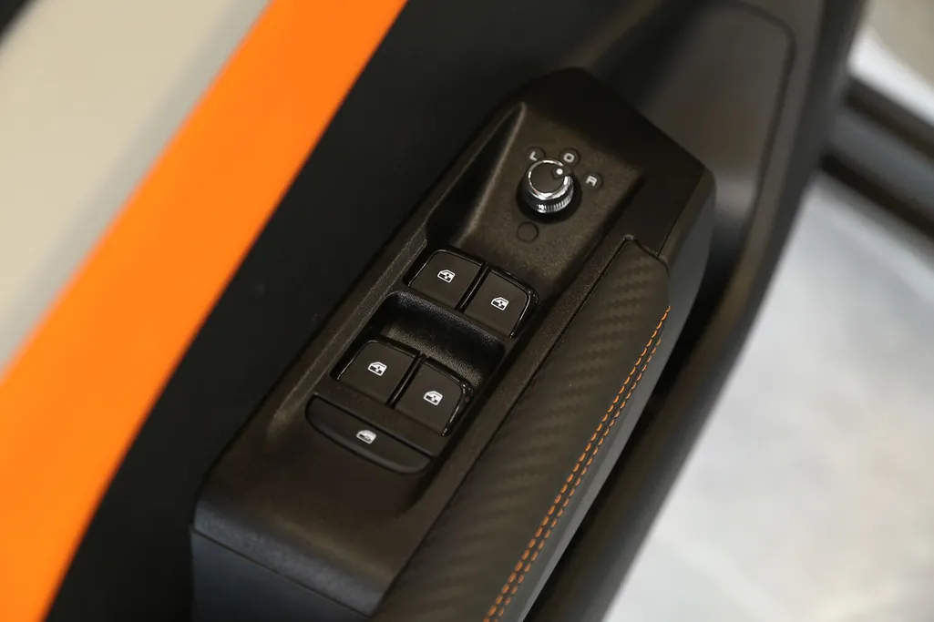 دونج فينج شاين E1 2026 