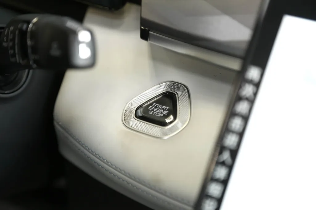 دونج فينج ميج اي 2 لاكجري 2026 