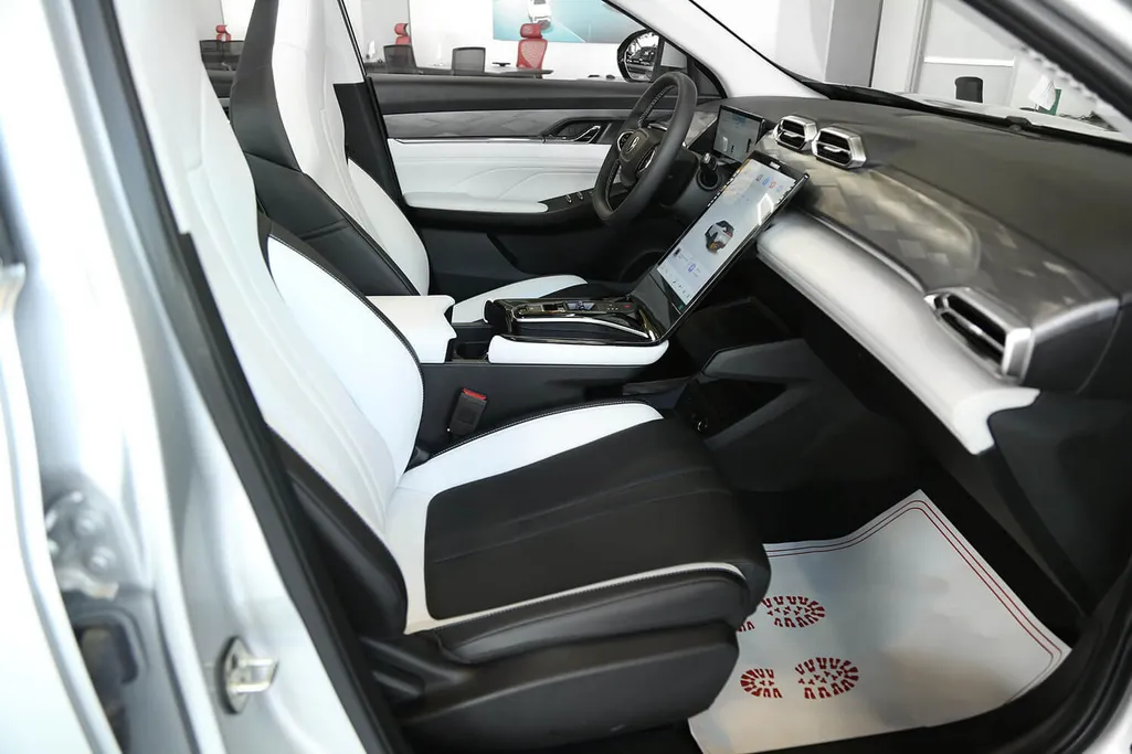 دونج فينج ميج اي 2 لاكجري 2026 