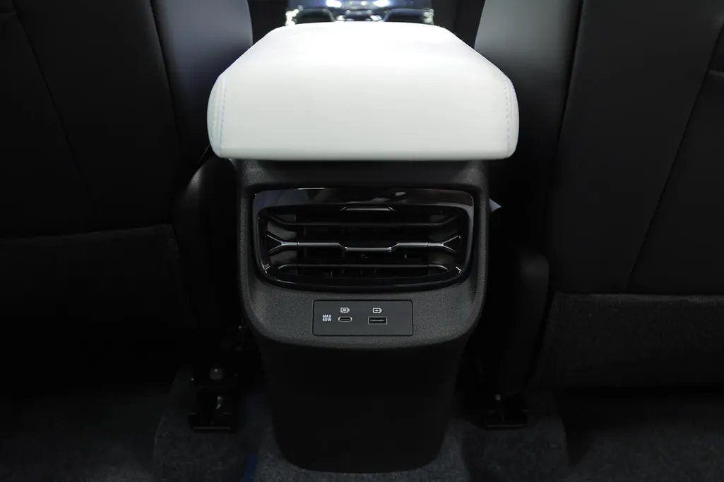 2026 Dongfeng  Mage E3 Ultimate 