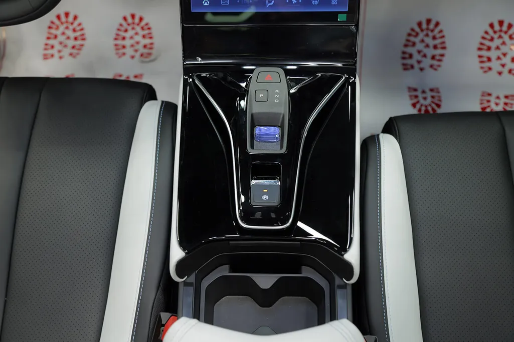 2026 Dongfeng  Mage E3 Ultimate 