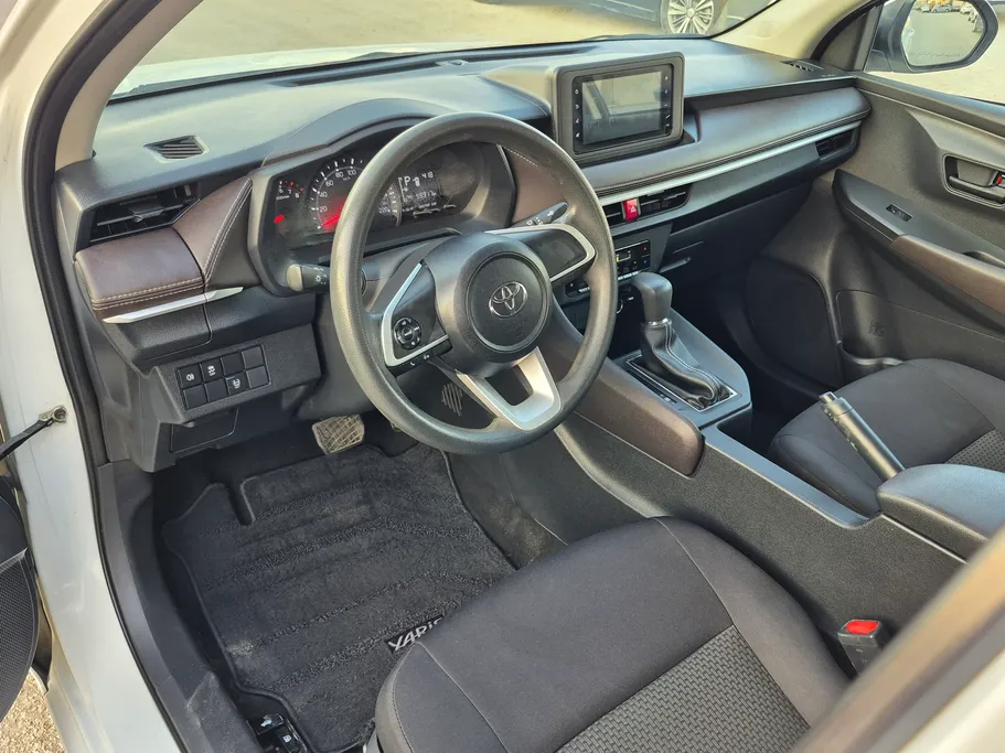 تويوتا يارس Y 2023 