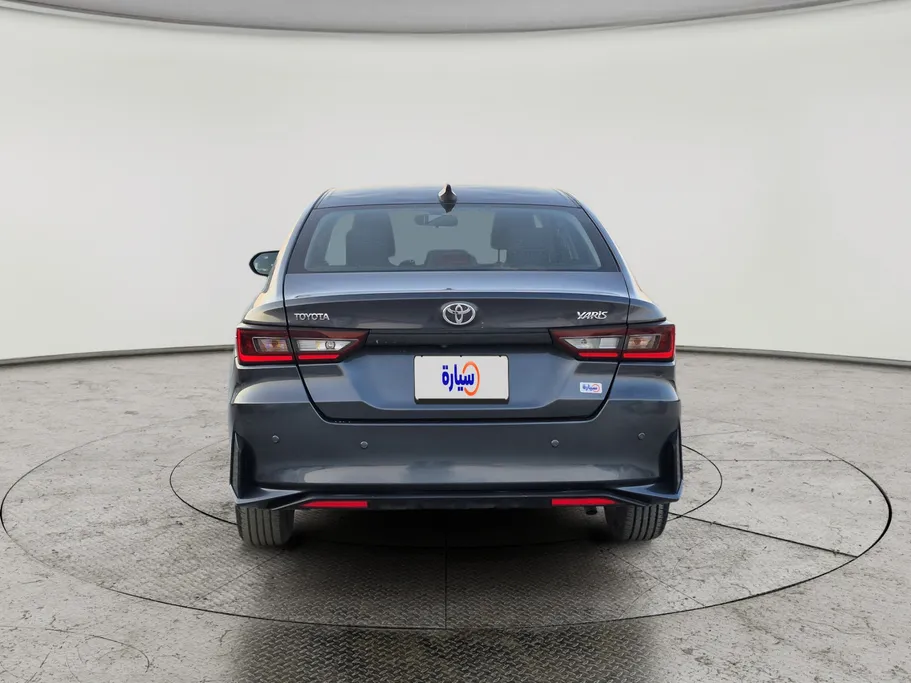2023 Toyota Yaris  Y 