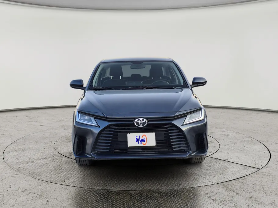 2023 Toyota Yaris  Y 