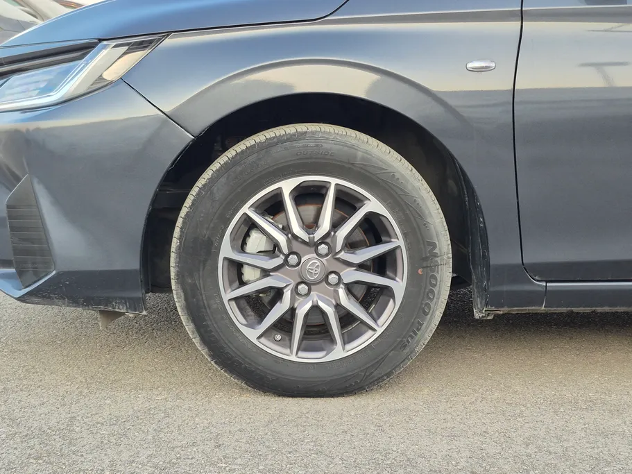 تويوتا يارس Y 2023 