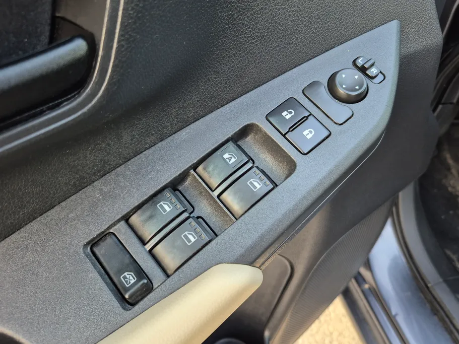 تويوتا يارس Y 2023 