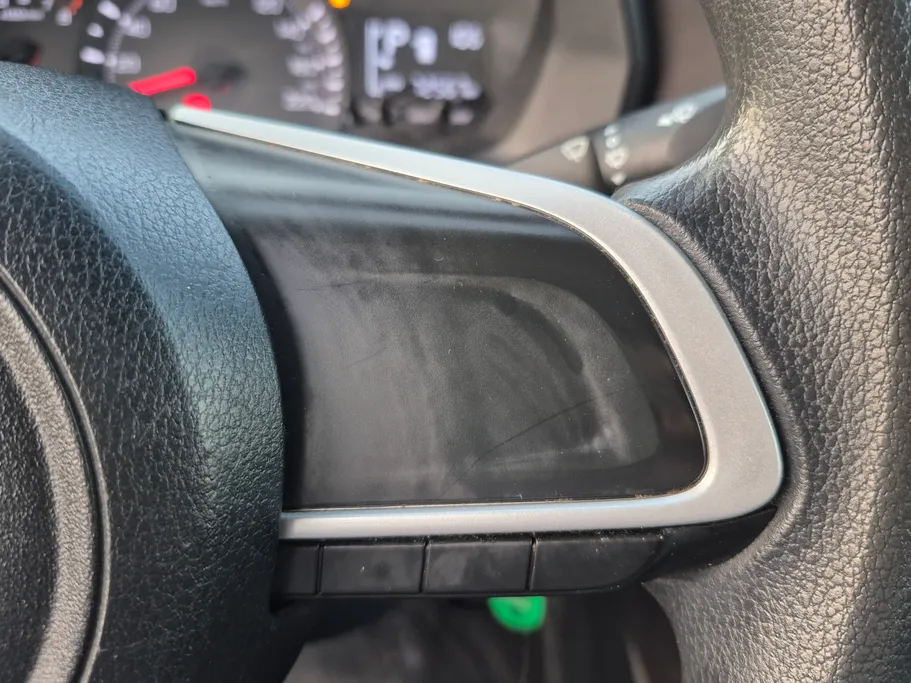 تويوتا يارس Y 2023 