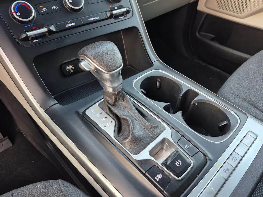 2023 Kia Carnival GL 