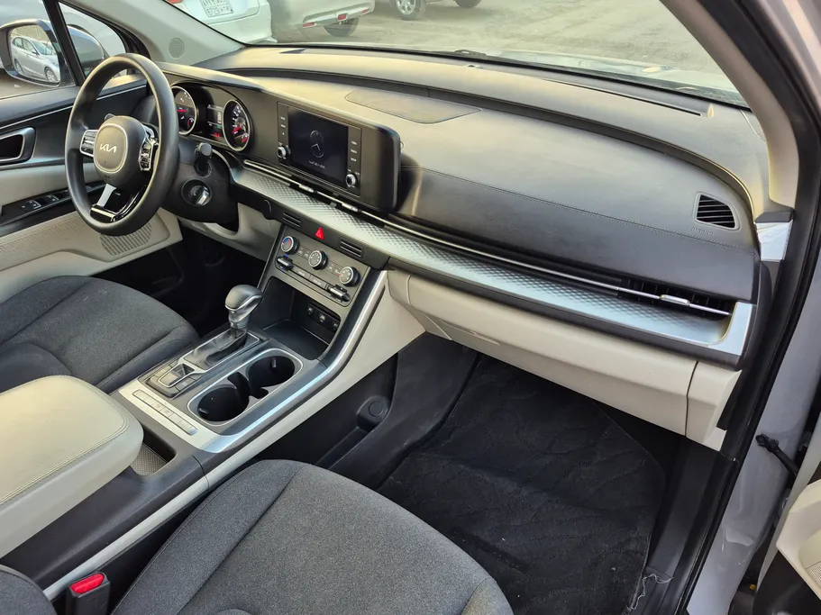 2023 Kia Carnival GL 