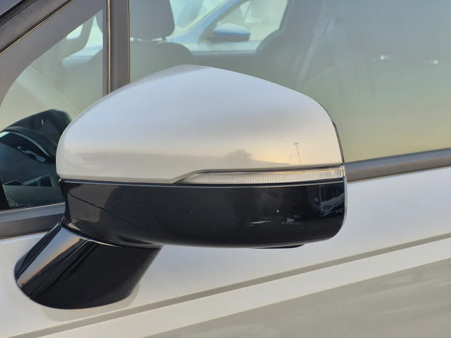 2023 Kia Carnival GL 