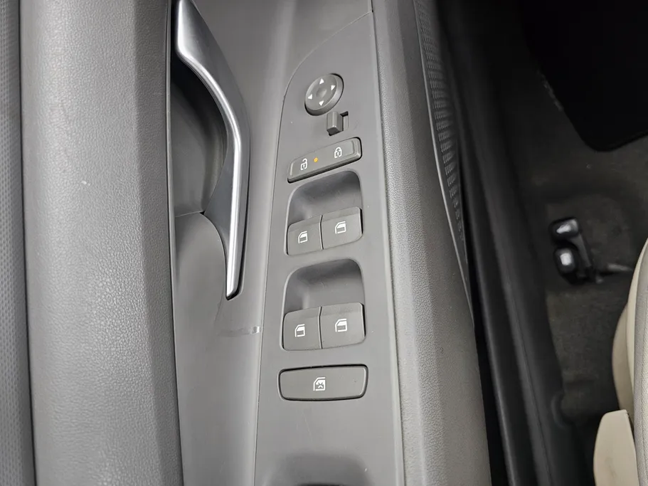 2024 Hyundai Elantra Fleet 