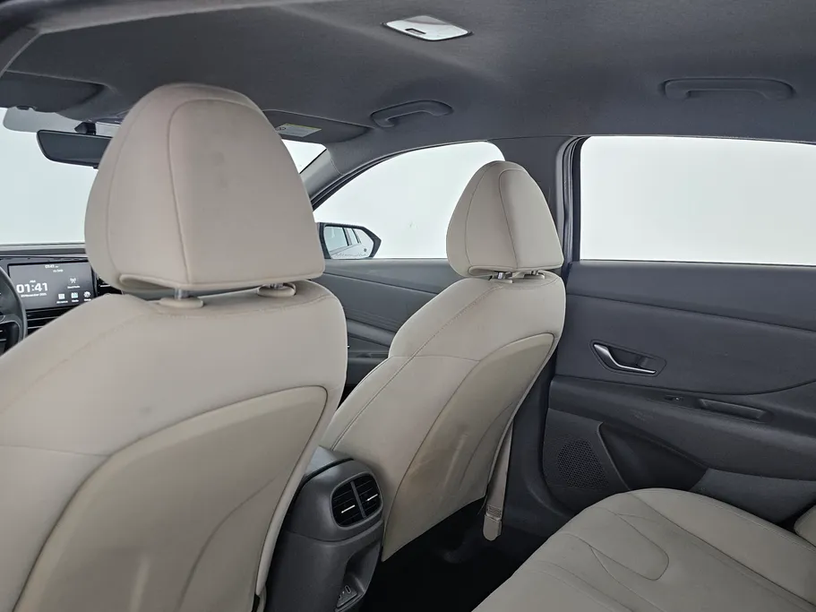 2024 Hyundai Elantra Fleet 