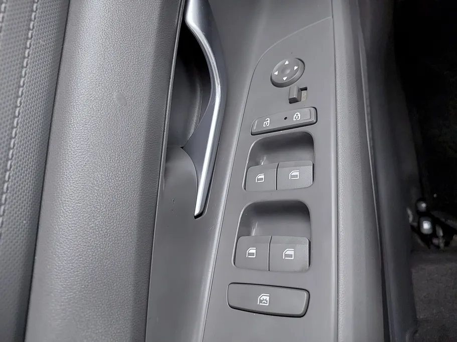 2022 Hyundai Elantra Fleet 