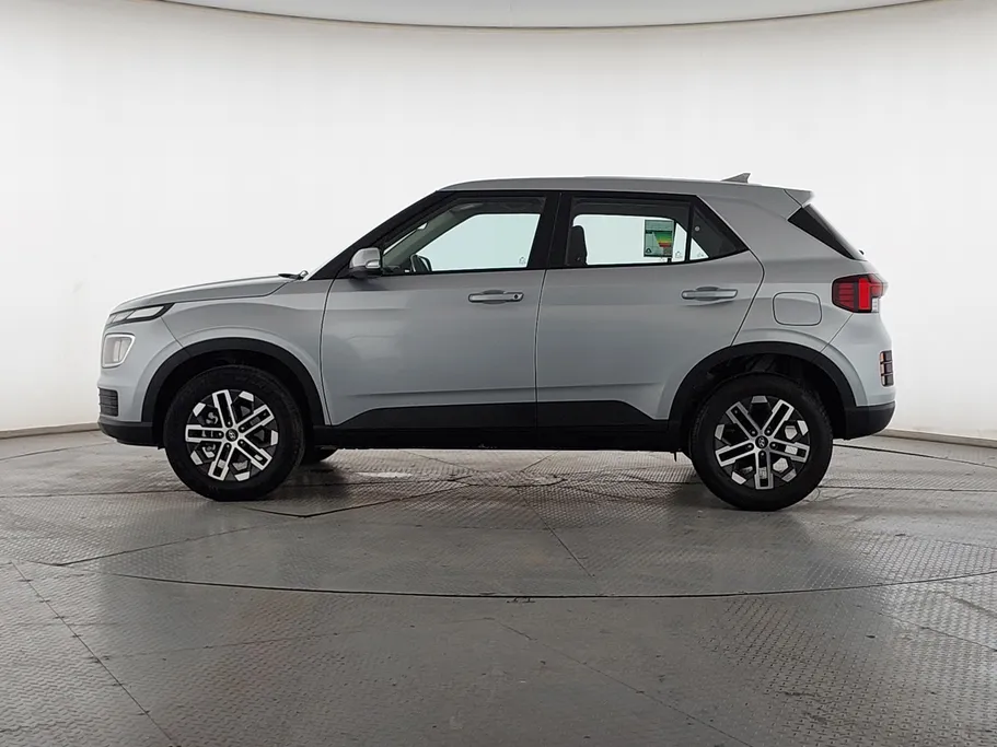 2024 Hyundai Venue Smart 