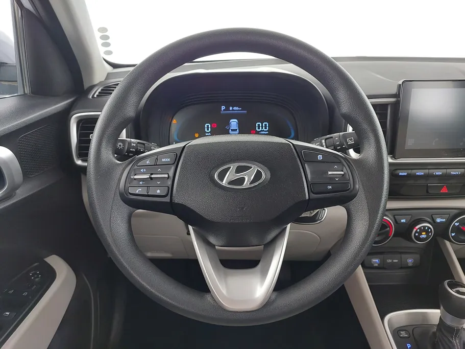 2024 Hyundai Venue Smart 