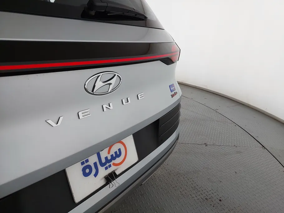 2024 Hyundai Venue Smart 