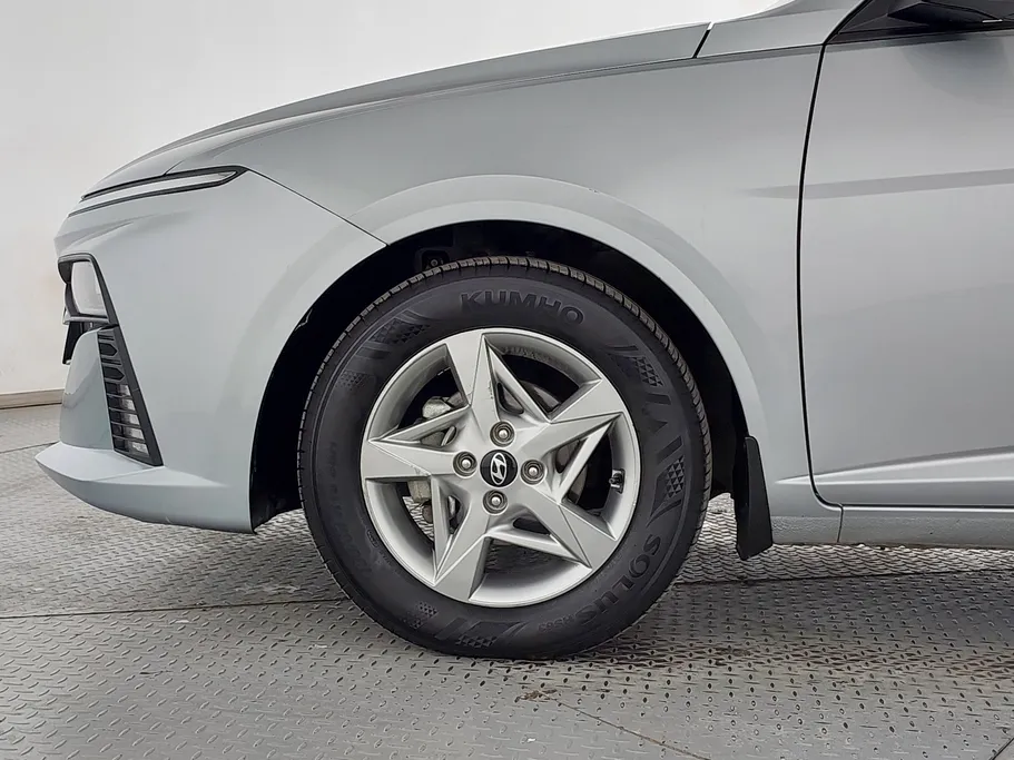 2024 Hyundai Accent Fleet 